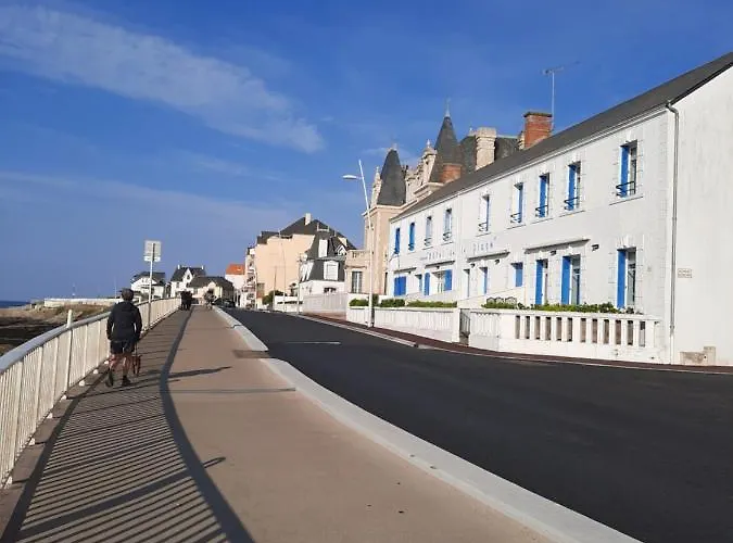 De La * Saint-Gilles-Croix-de-Vie